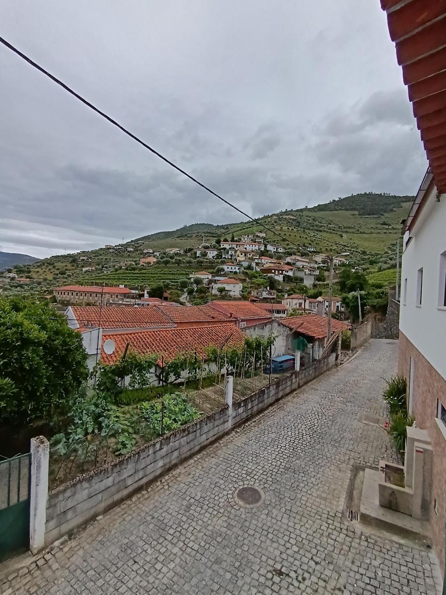 Casa Fonte Do Meio Folgosa  ภายนอก รูปภาพ